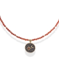 Choker z kamieni naturalnych Classic onyks czerwony z zawieszką słońce i księżyc